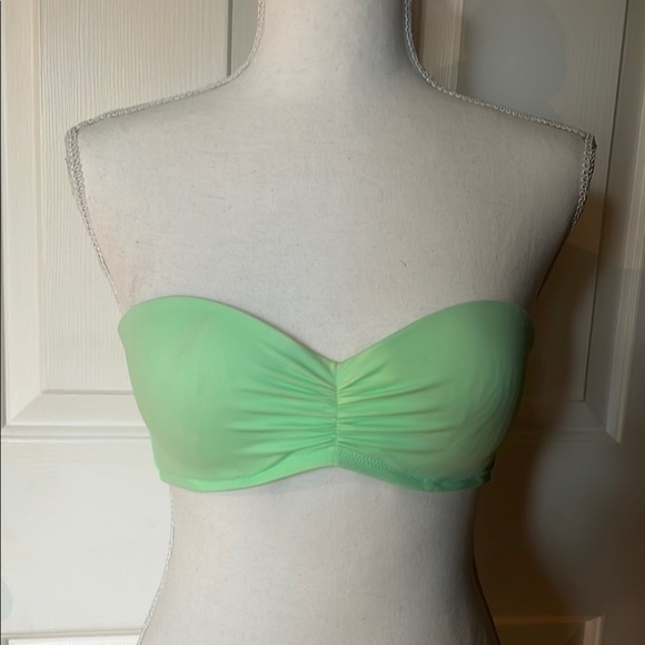 Victoria's Secret Other - Victoria’s Secret Green Strapless Swimsuit Top